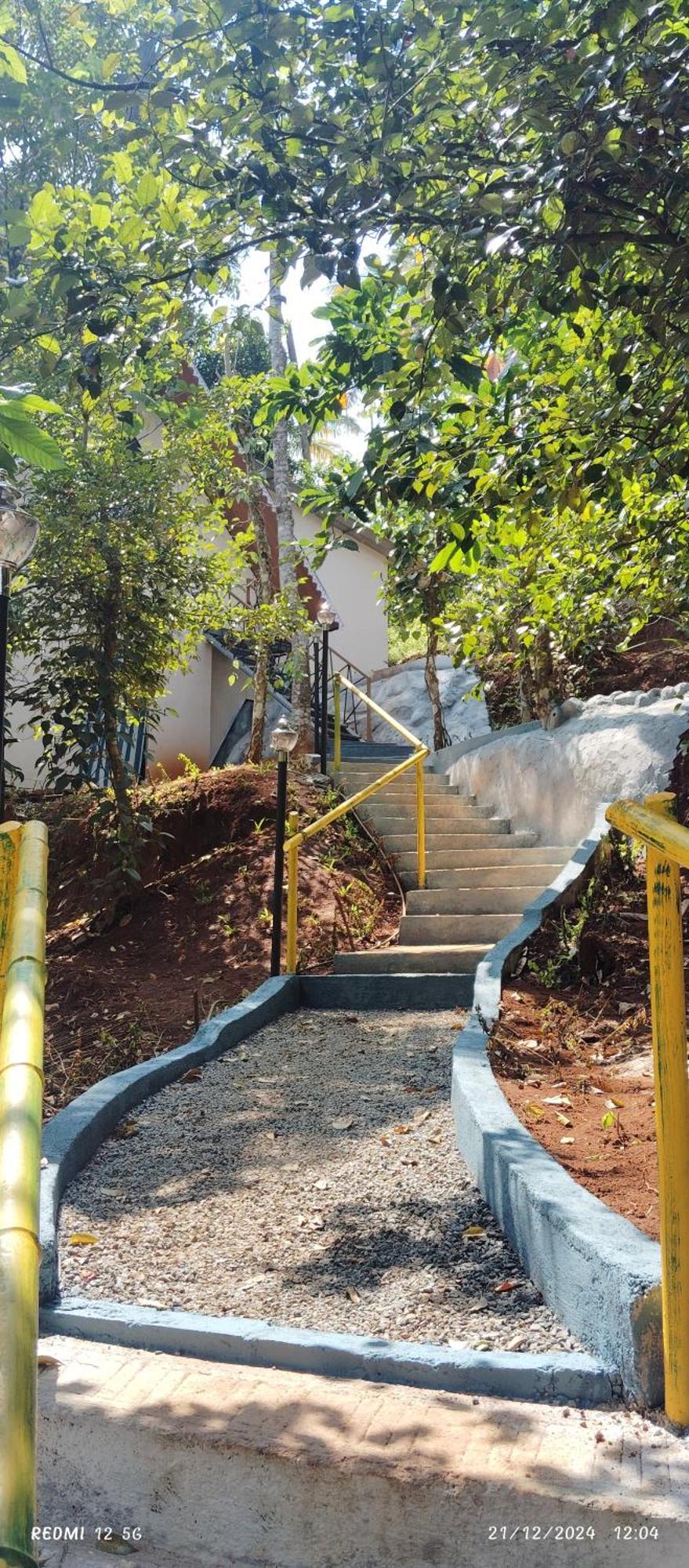 Wood Castle Munnar Guest House Екстериор снимка